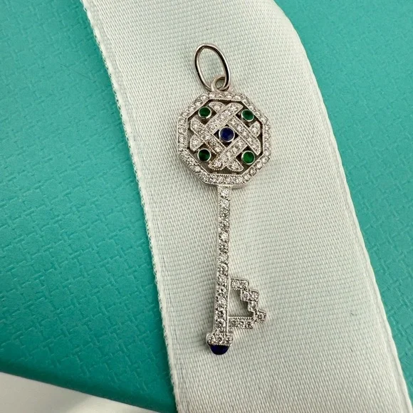 RARE Tiffany & Co. 18k Diamond Key with Enamel e in White Gold - Picture 3 of 12